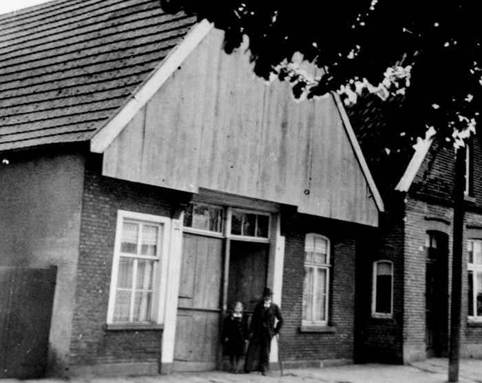 Bild 198-Fischer, Möllers, Becker, Föhnstr.