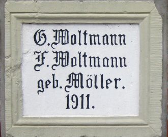Waldbauer_Steinweb